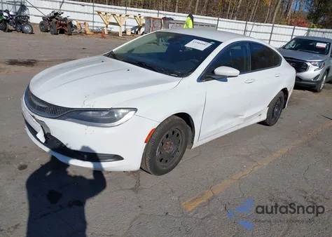2016 Chrysler 200 Lx z USA, uszkodzony, nr VIN 1C3CCCFB8GN197287
